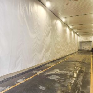 rideaux séparateurs industriels en vinyle